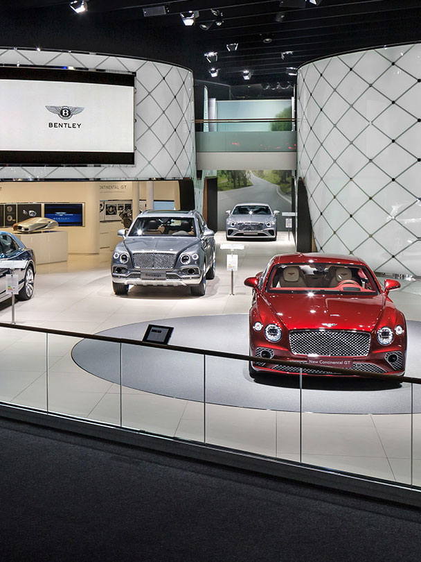 As stand builder in Frankfurt at the IAA Mobility responsible for stand of Bentley