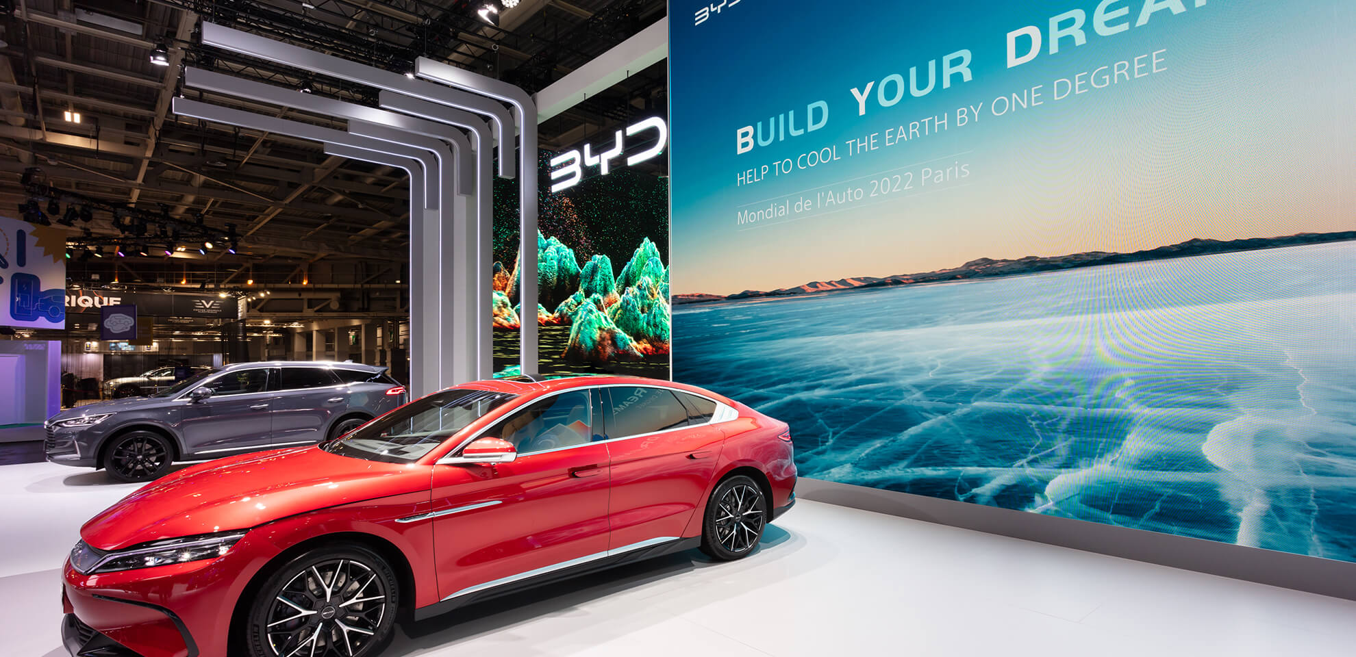 Display International builds modern exhibition stand for car manufacturers at Paris Motor Show 2022.