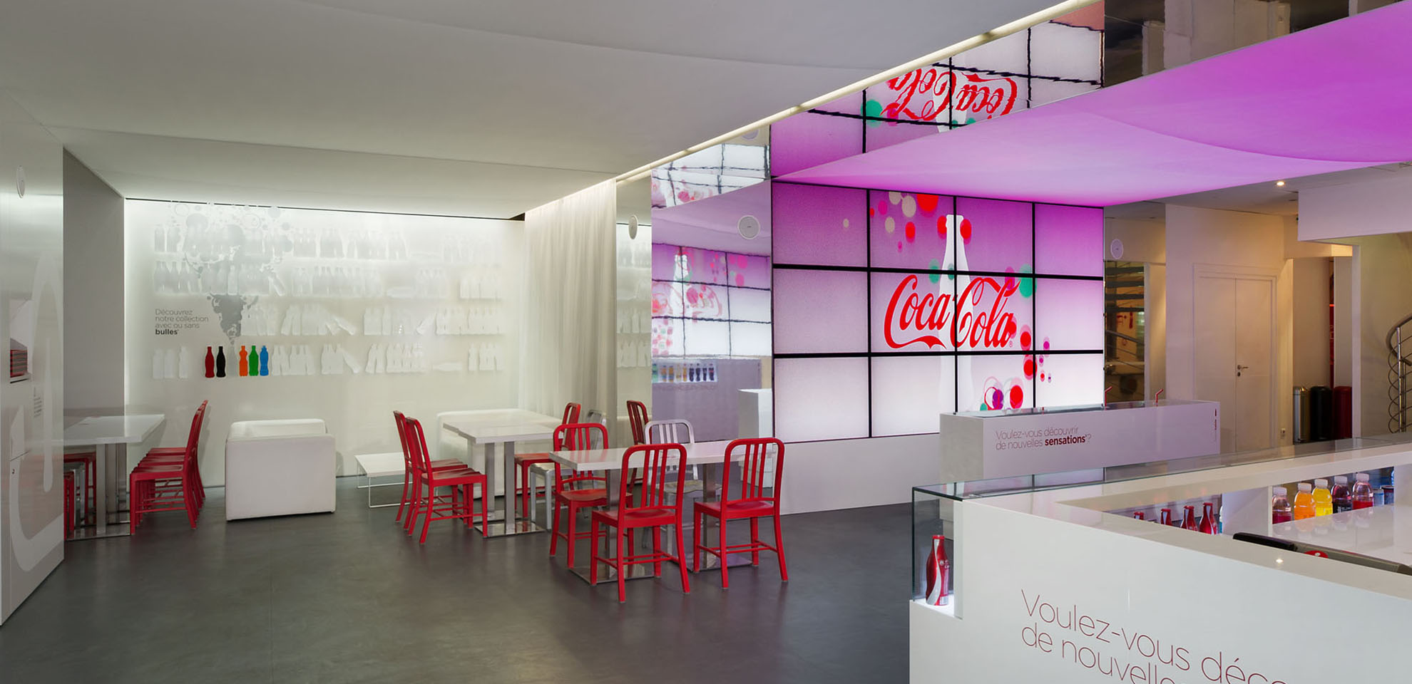 As interior finisher in Paris responsible for the Coca Cola Showroom