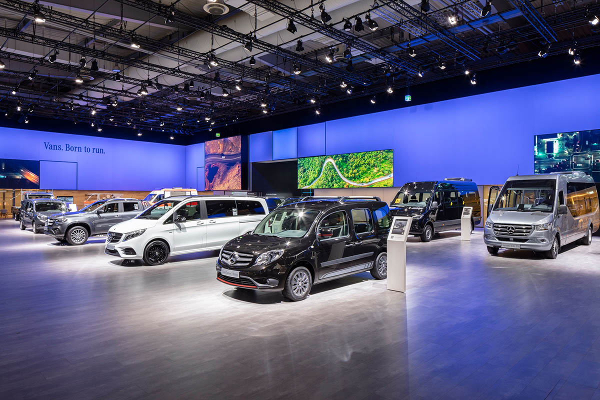 As stand builder in Hanover at the IAA Commercial Vehicles responsible for the exhibition stand of Mercedes-Benz Trucks