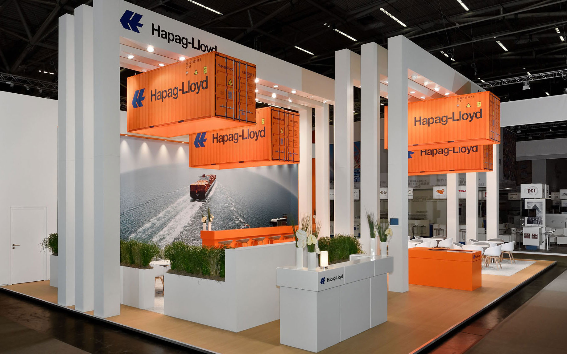 Stand builder in Munich at Transport-Logistic responsible for Hapag-Lloyd's stand with own design by DIXConcepts
