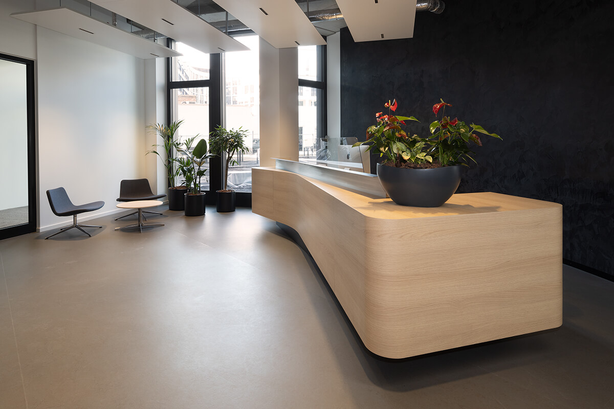 Interior finishing company for high-quality office fittings and foyers in Frankfurt
