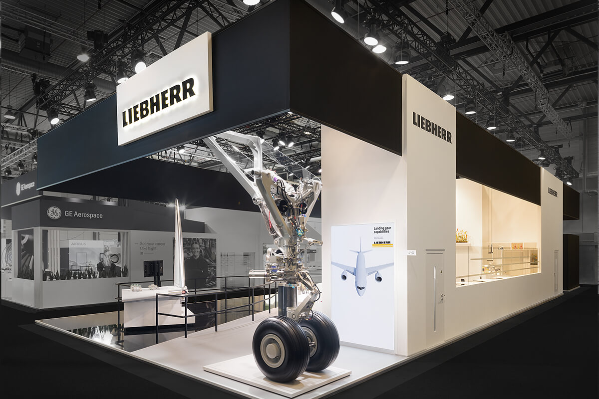 Exhibition construction in Berlin: Display International, the trade fair constructor, builds exhibition stands for the International Aerospace Exhibition Berlin.