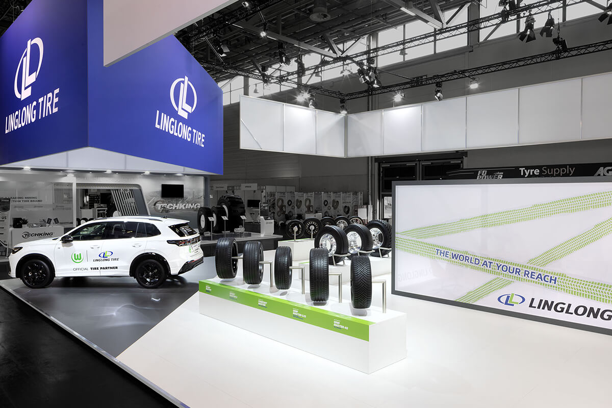 Modern trade fair design with a wow effect: Linglong at Tire Cologne built by Display International.