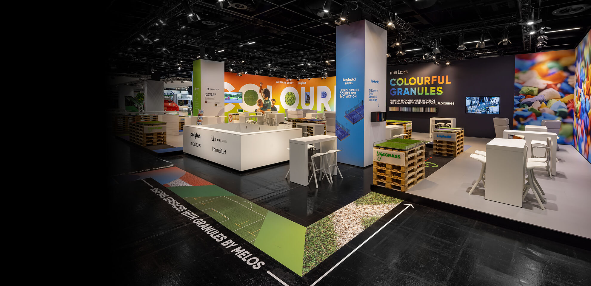 Gemeinschaftsstand der Sport Group auf der FSB 2025 – starke Markenpräsenz und moderne Ausstellungsgestaltung.