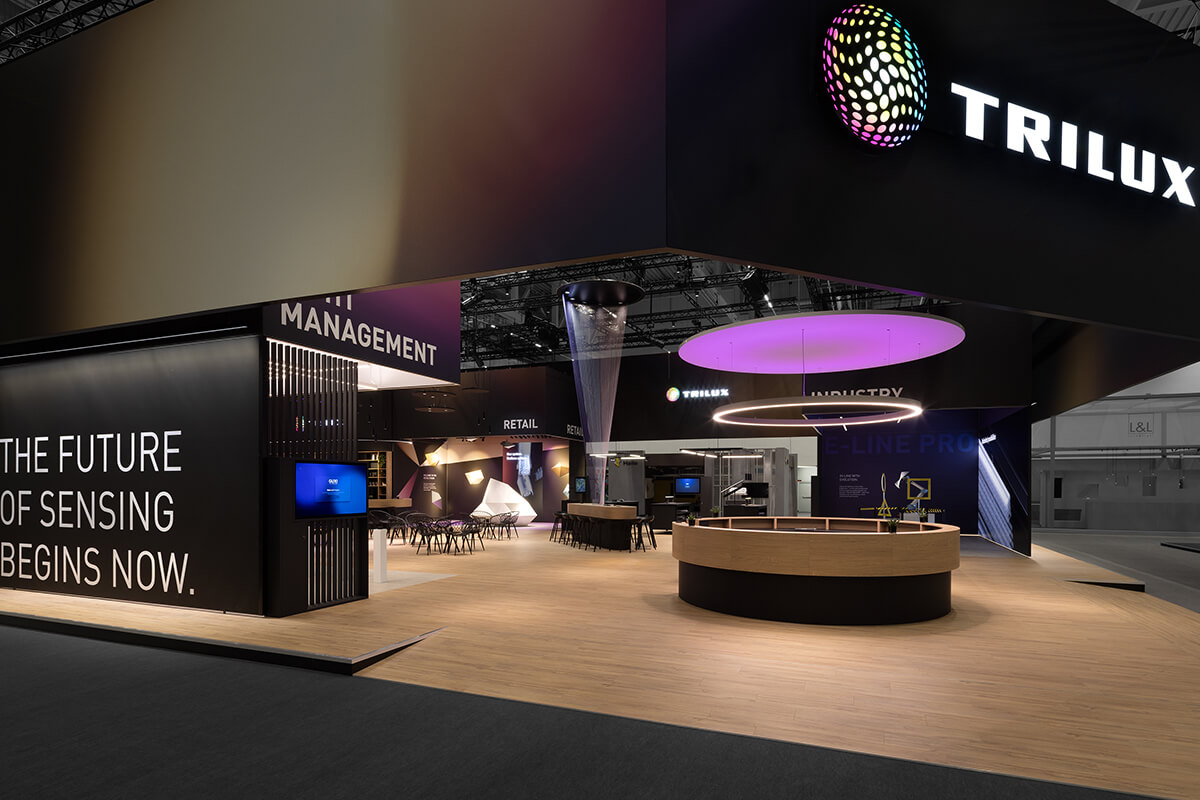 Nachhaltiger Messestand von TRILUX auf der Light + Building mit Fokus auf Wiederverwendung und Designqualität