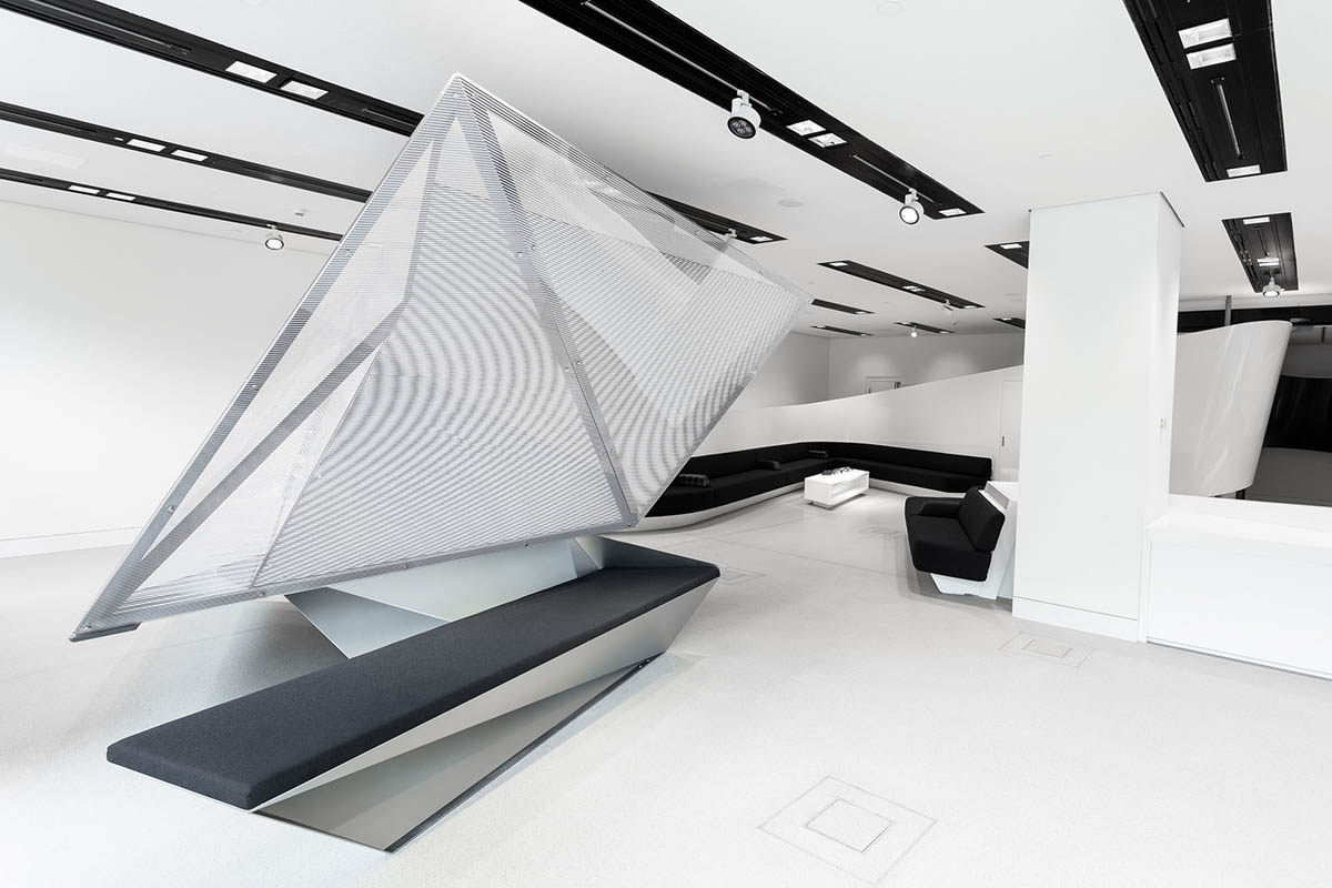 Moderner Showroom von Volkswagen gebaut von Innenausbau-Firma Display International
